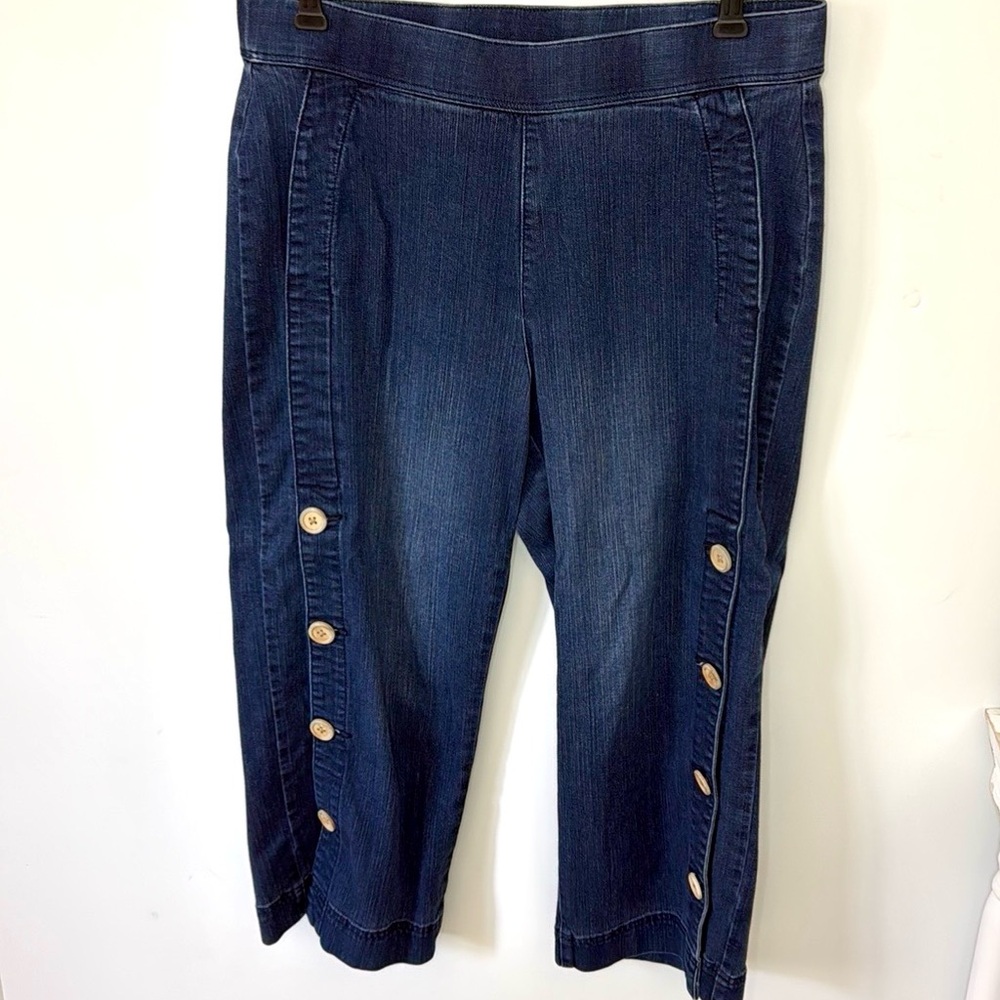 Soft Surroundings Wide Leg Crop Jeans Button Side Sz M - Picture 3 of 13